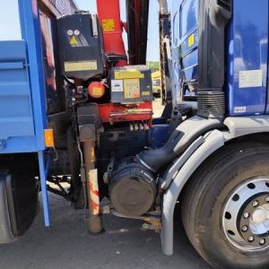 foto 19t Renault 9+2m! valník+HR Fassi