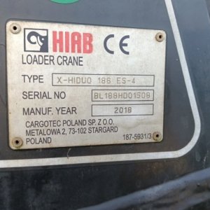 foto Eur6 Renault 6x4 valník 6.8m + Hiab 18tm (dosah 14.5m)