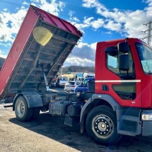 foto 18t sklápěč Renault Premium 4x2