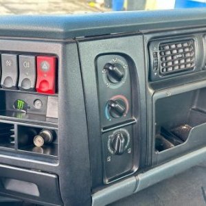 foto 18t sklápěč Renault Premium 4x2